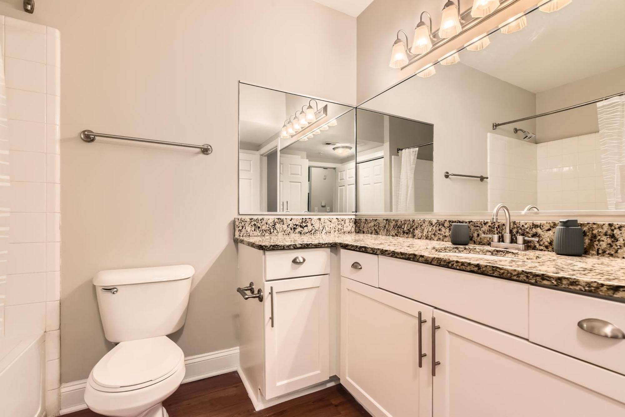 Crest At Midtown 4505 L 1 Bedroom 1 Bathroom * Atlanta