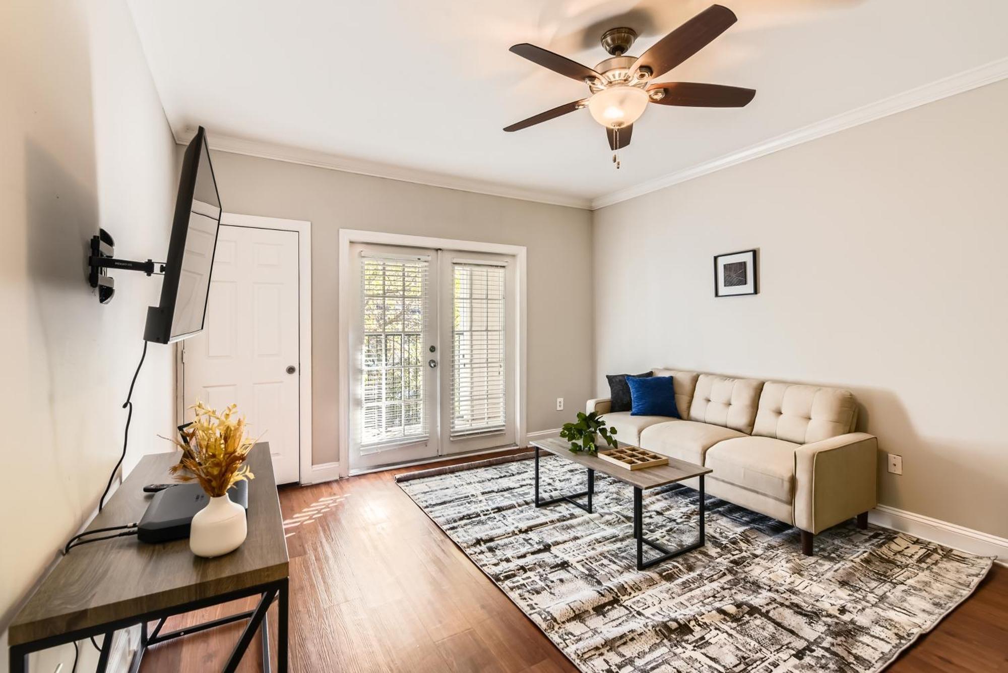 Crest At Midtown 4505 L 1 Bedroom 1 Bathroom Apartment